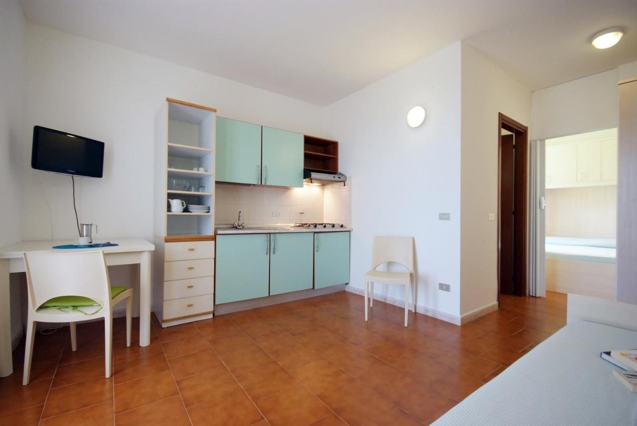 Casa Del Golfo Aparthotel Lacona Bagian luar foto