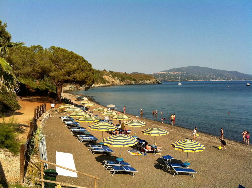 Casa Del Golfo Aparthotel Lacona Bagian luar foto