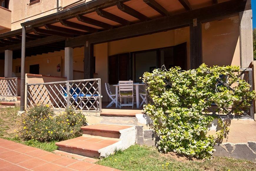 Casa Del Golfo Aparthotel Lacona Bagian luar foto