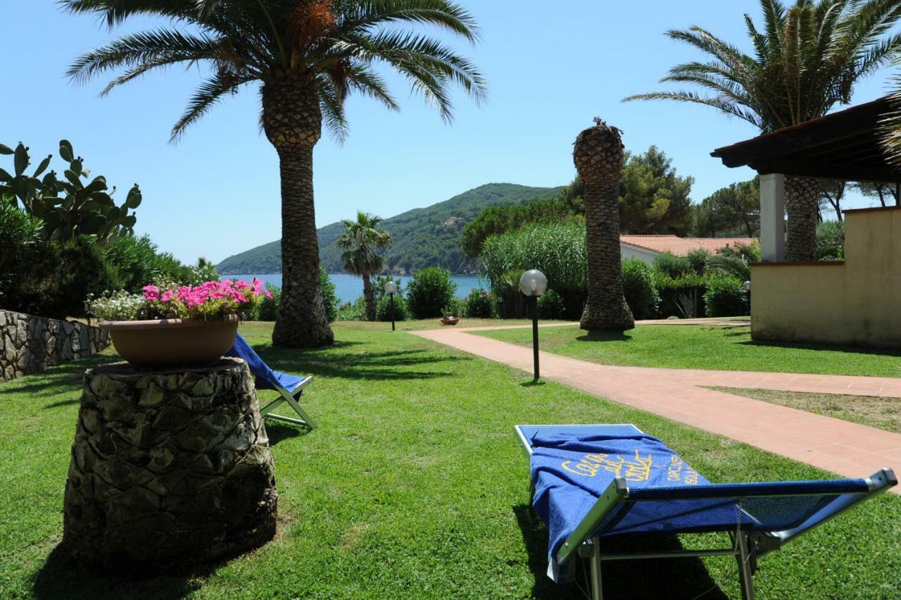 Casa Del Golfo Aparthotel Lacona Bagian luar foto