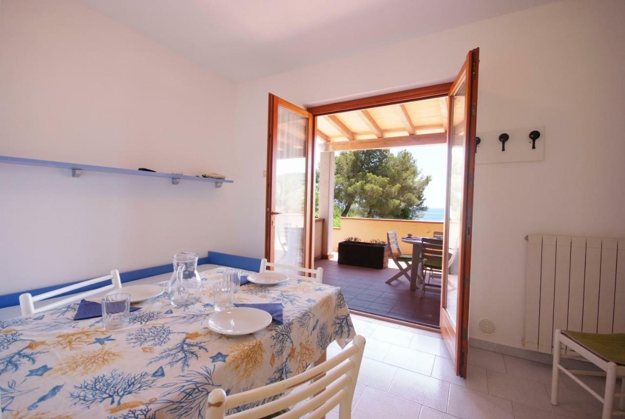 Casa Del Golfo Aparthotel Lacona Bagian luar foto